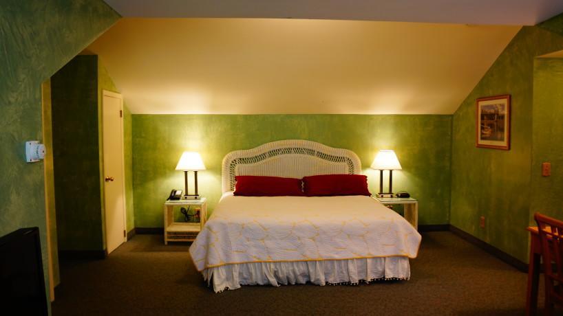 Inn At Iron Masters Lakeville Екстер'єр фото